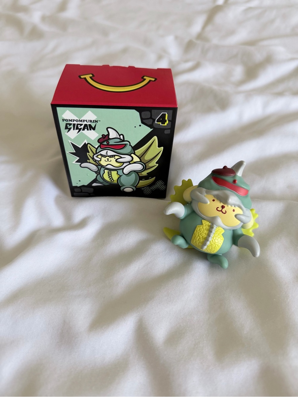 Hello Kitty x Godzilla McDonald’s - #4 Pompompurin x Gigan